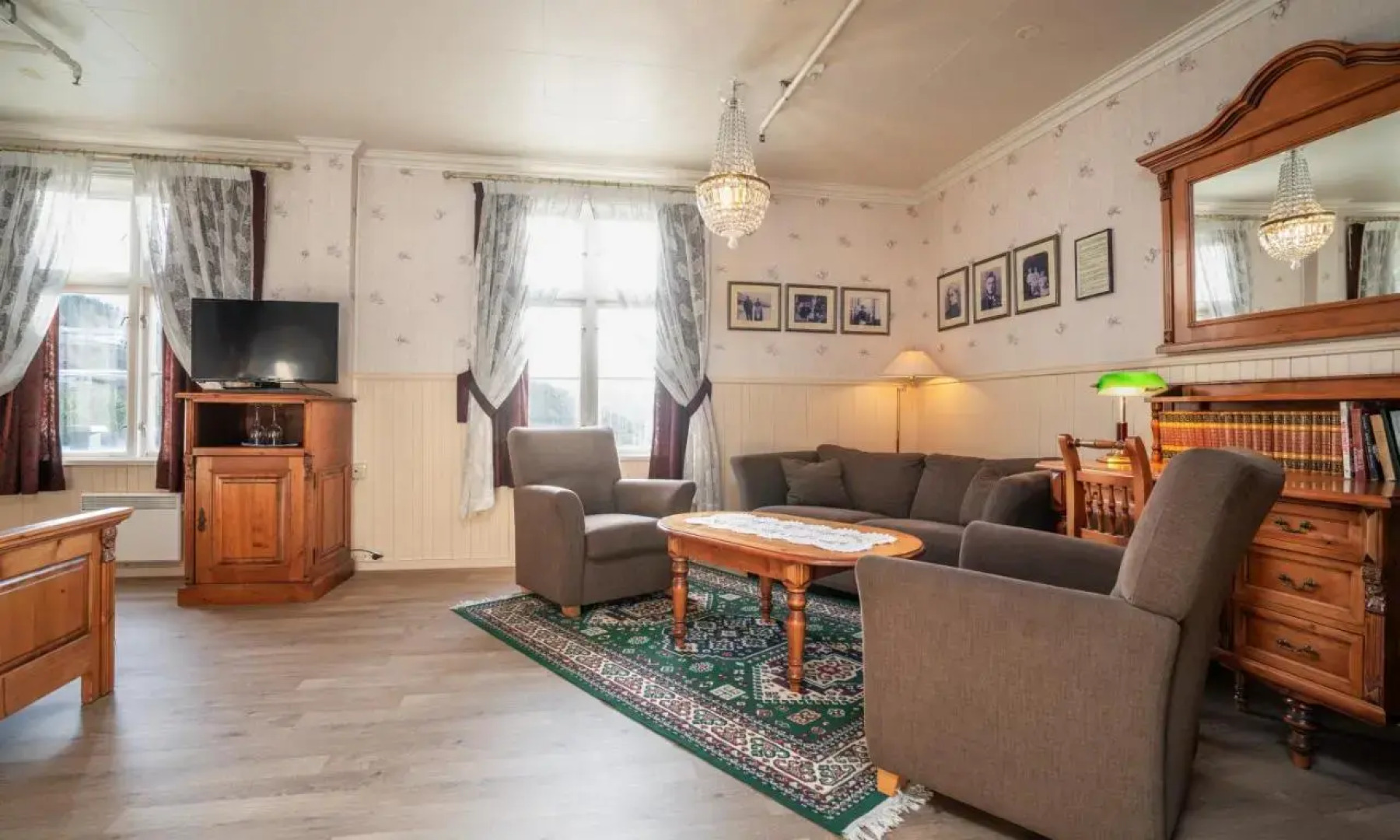 Selbusjøen Hotel & Gjestegård