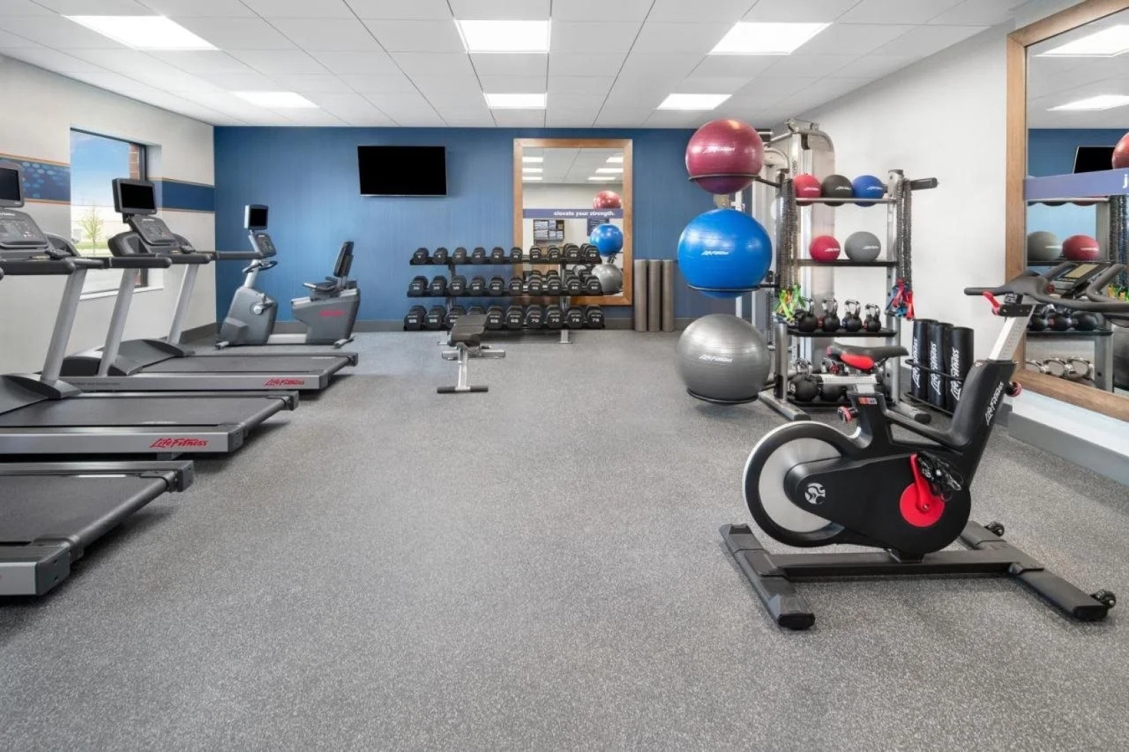 Hampton Inn & Suites Bridgeview Chicago