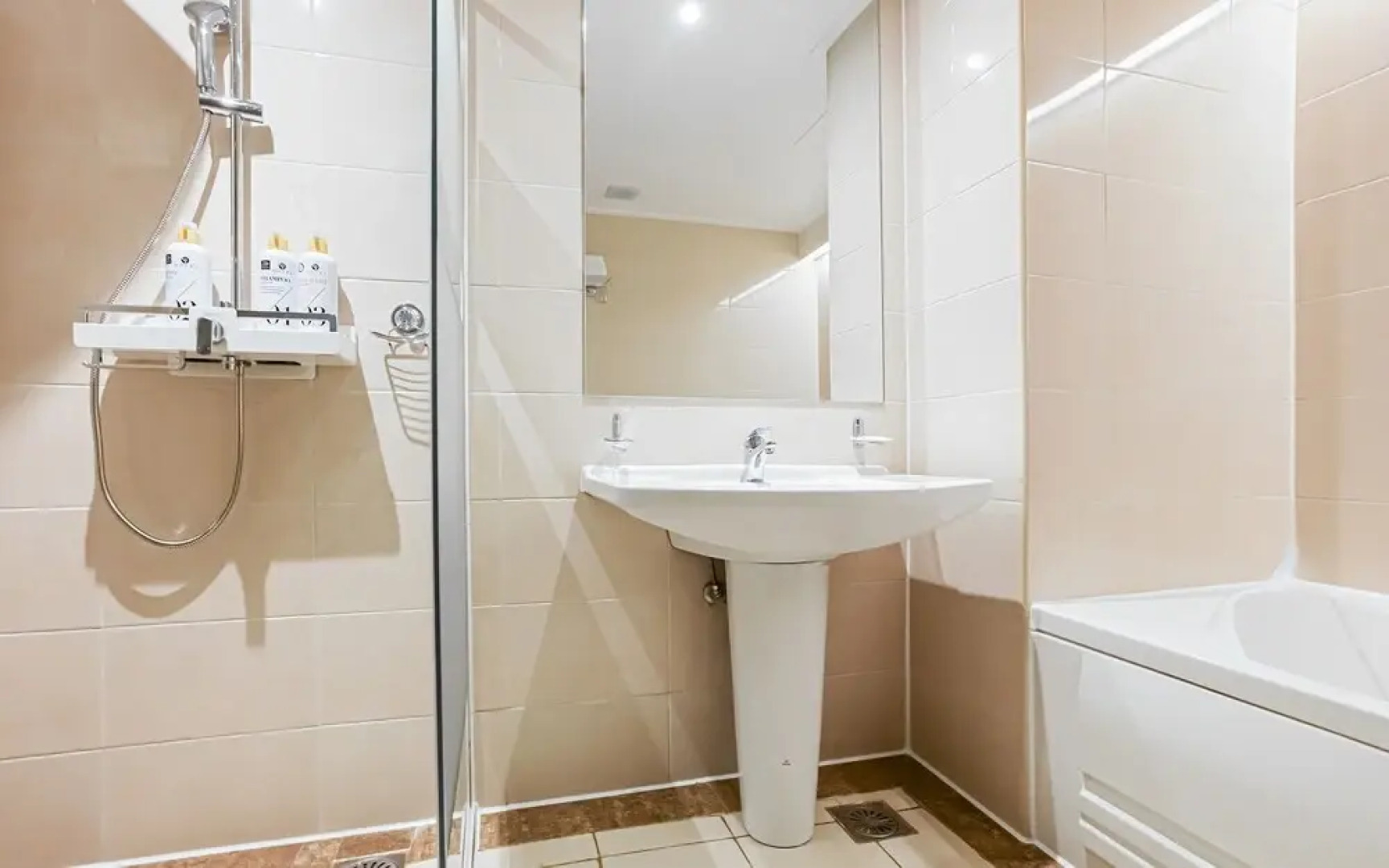 Yongin Singal Sangsang Hotel 1