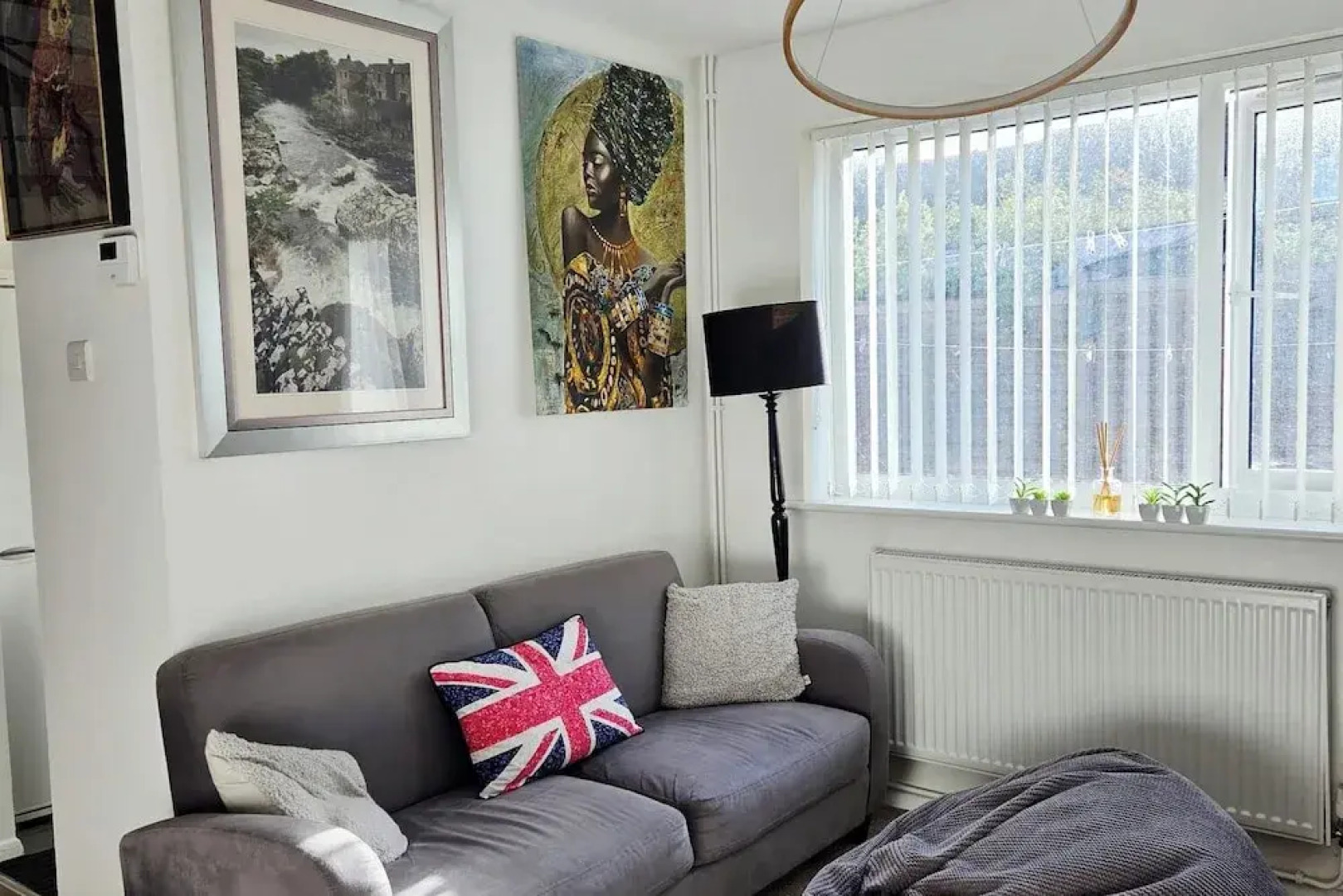 Willow Retreat - House in Burbage- Sleeps2- Garden