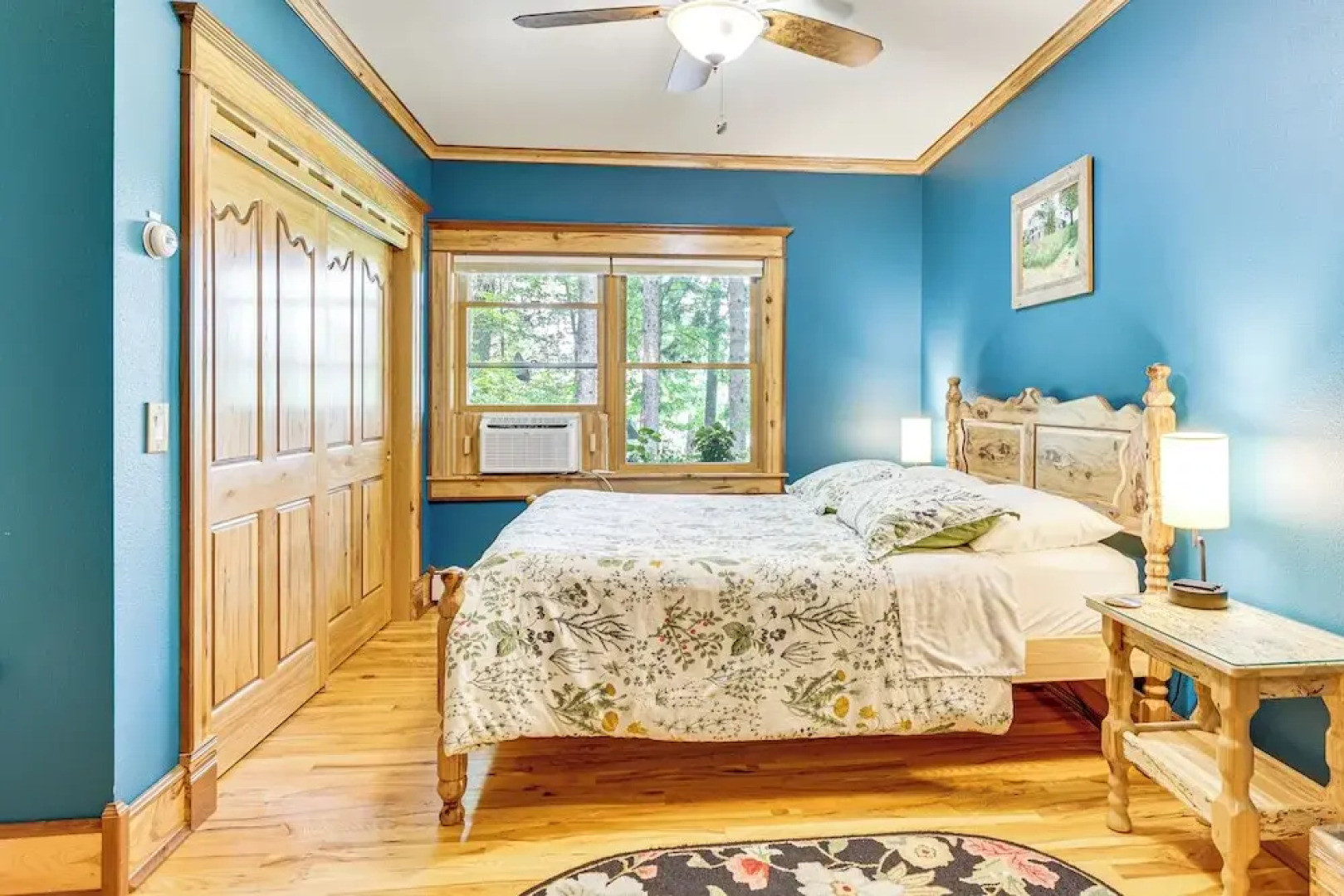 On-site Trails: Rock River Retreat in Jefferson!