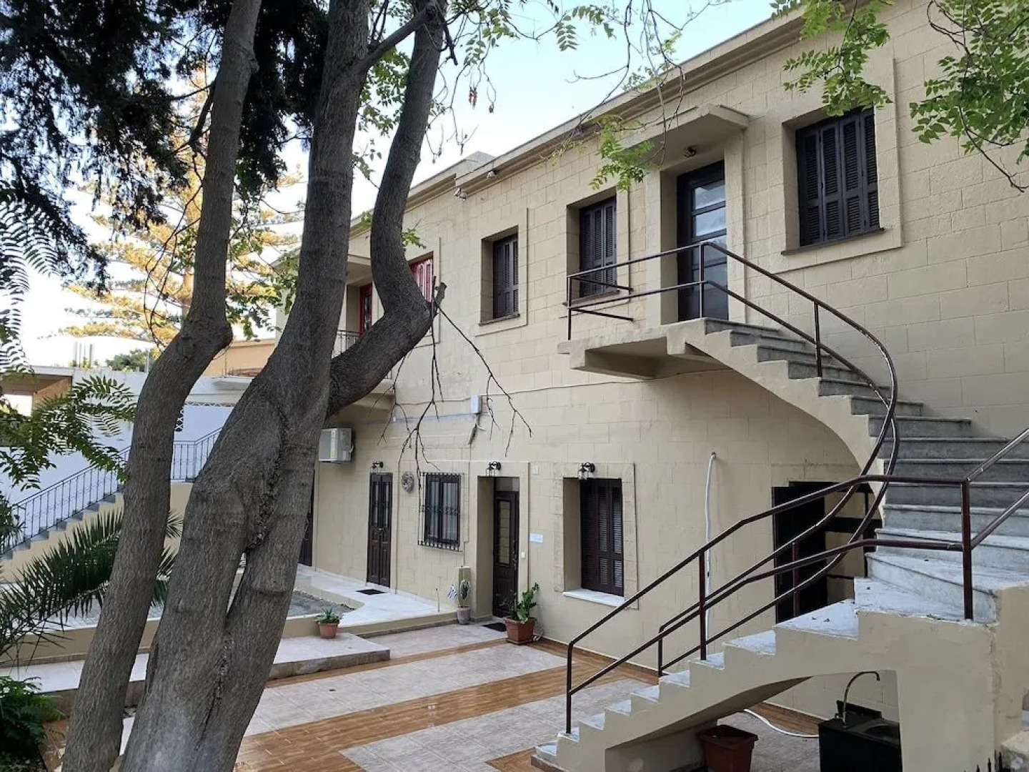 Sperveri Della Regina