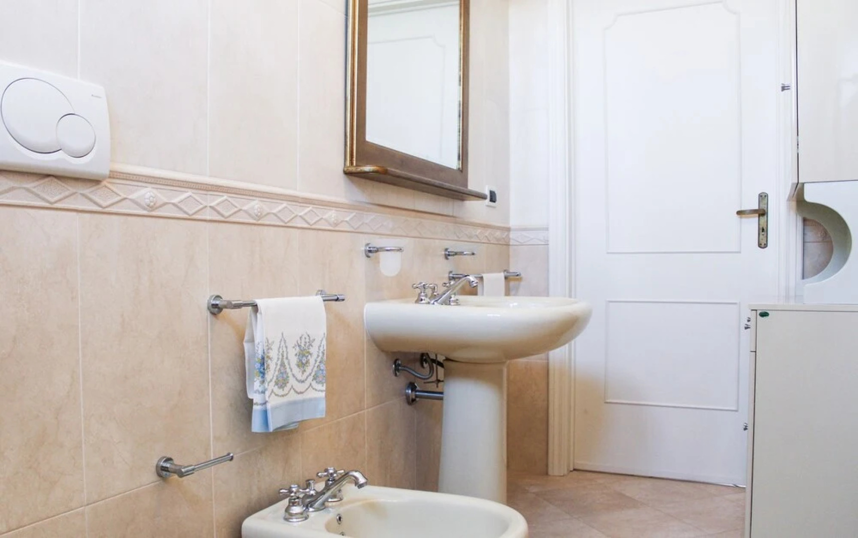 Dependance Specchia with Pool