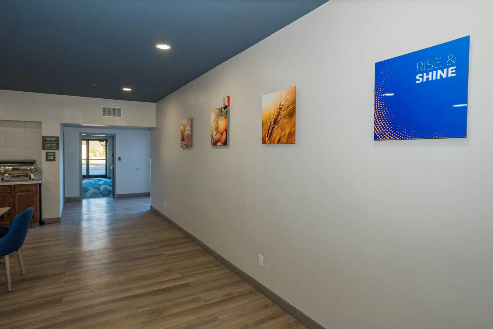 Comfort Inn & Suites River City Decatur