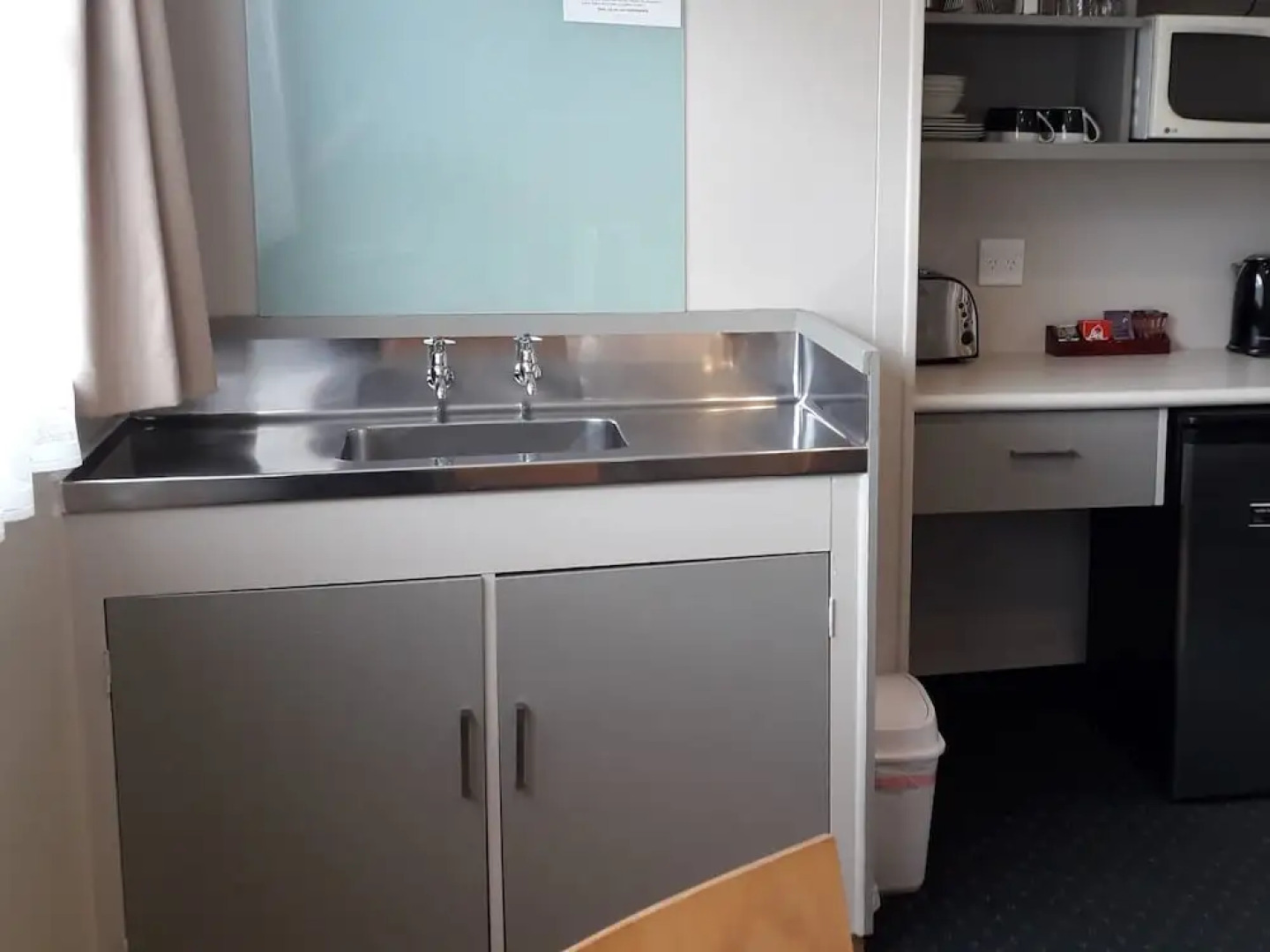 Amble Inn Motel - Masterton