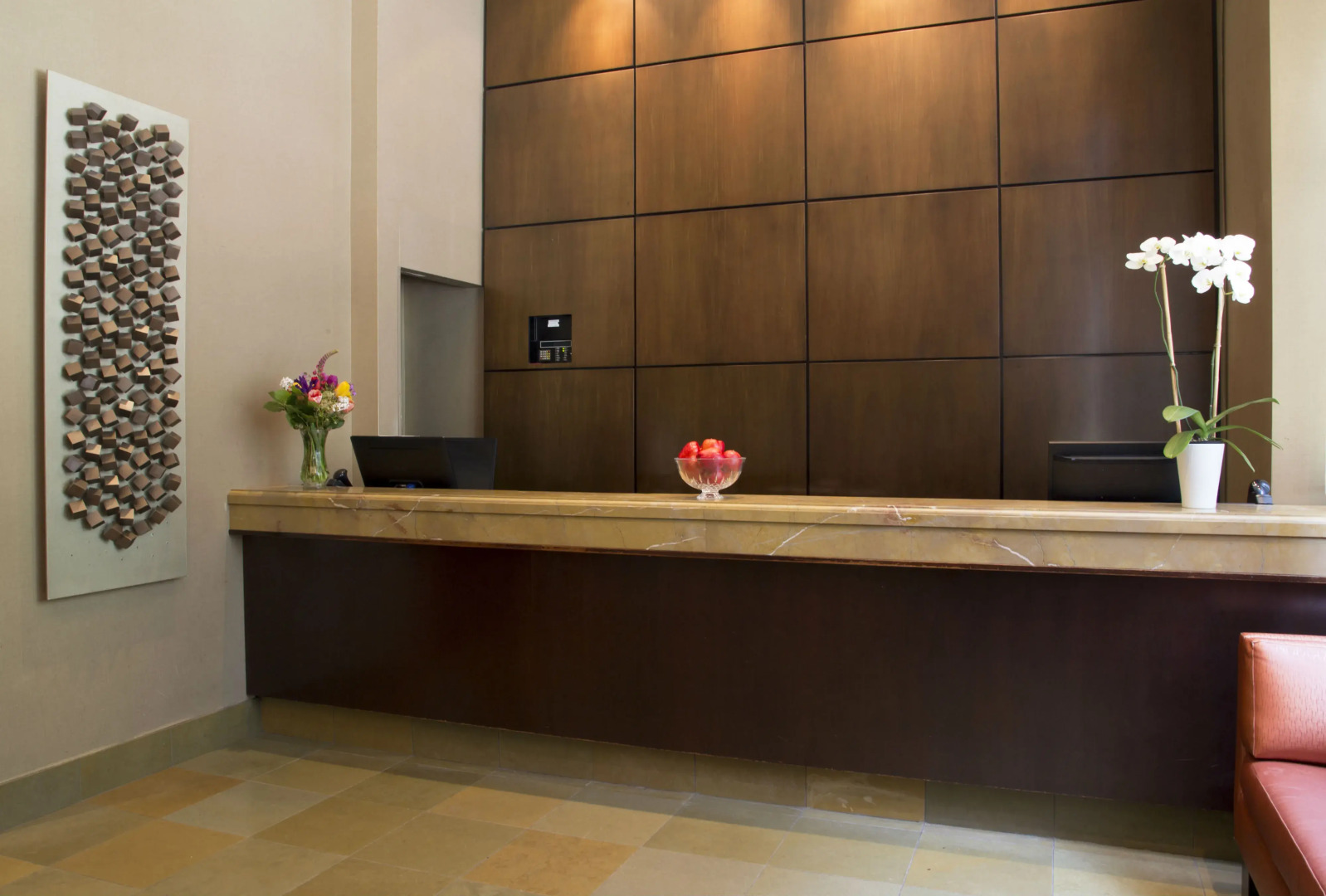 Executive Hotel Pacific