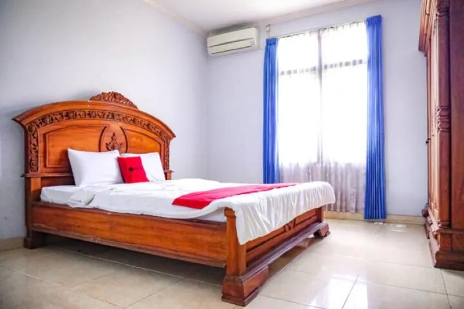 RedDoorz @ Batubulan Gianyar