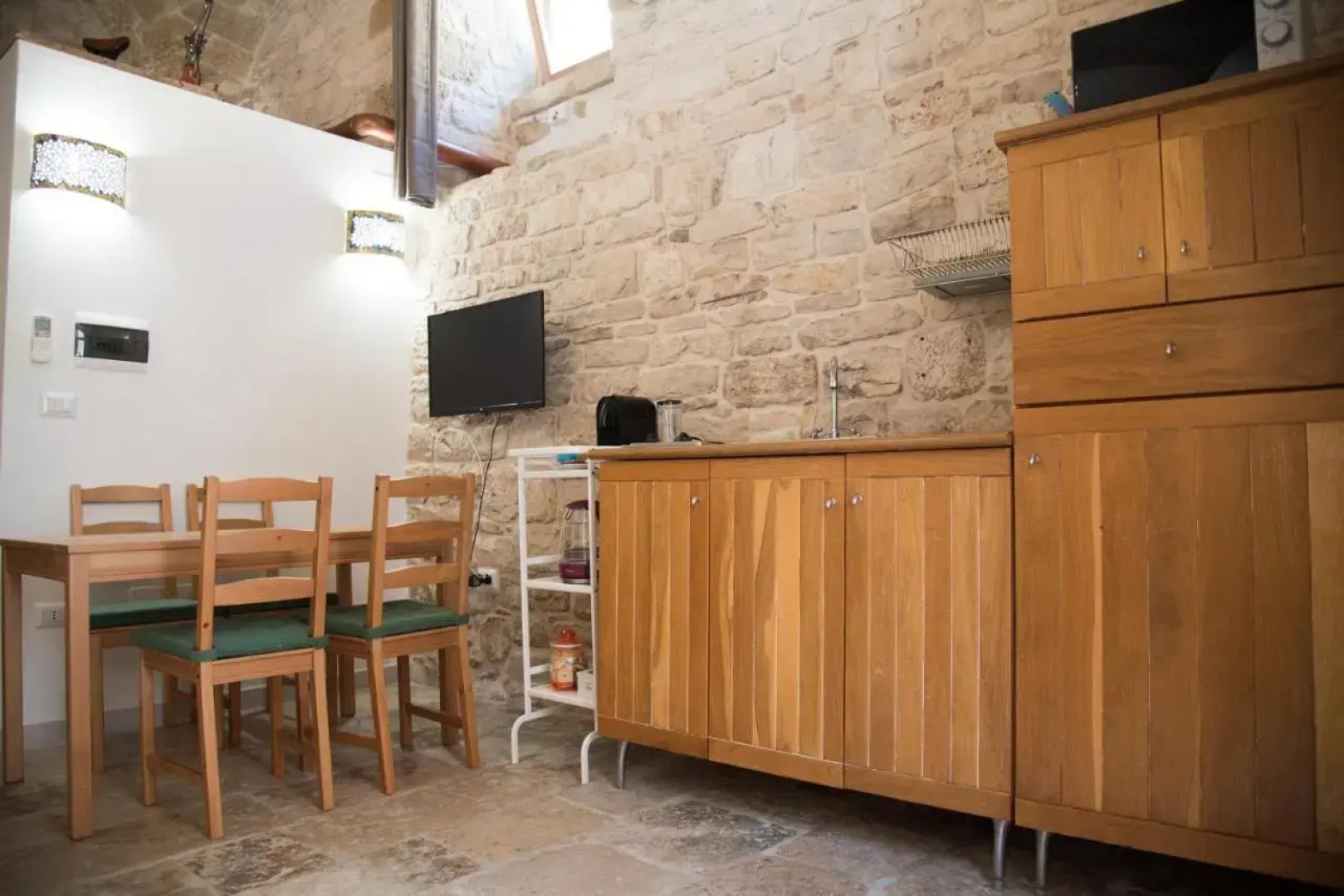 Piazza Duomo - Medieval Puglia's House