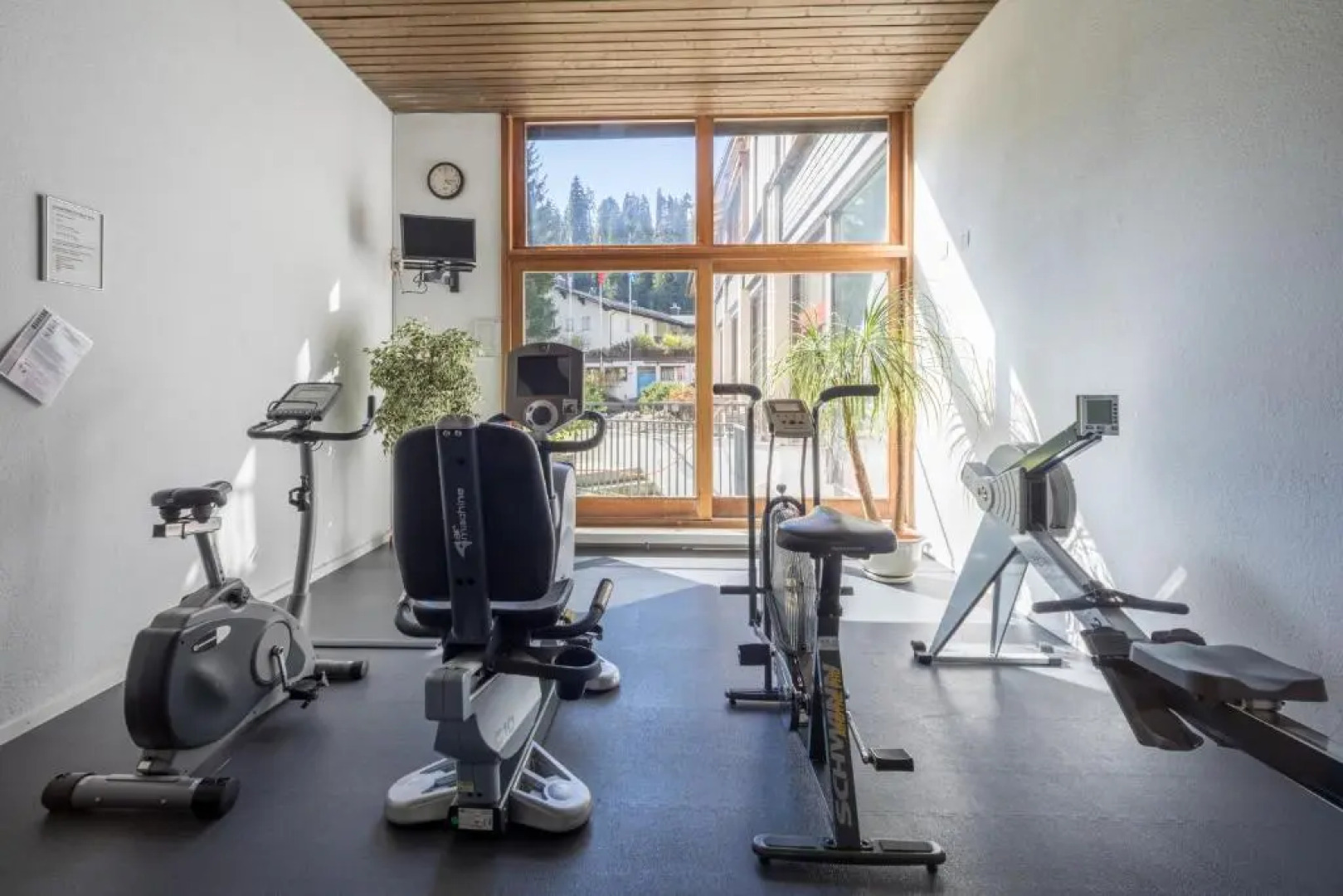 LAAX Homes - Rancho 446