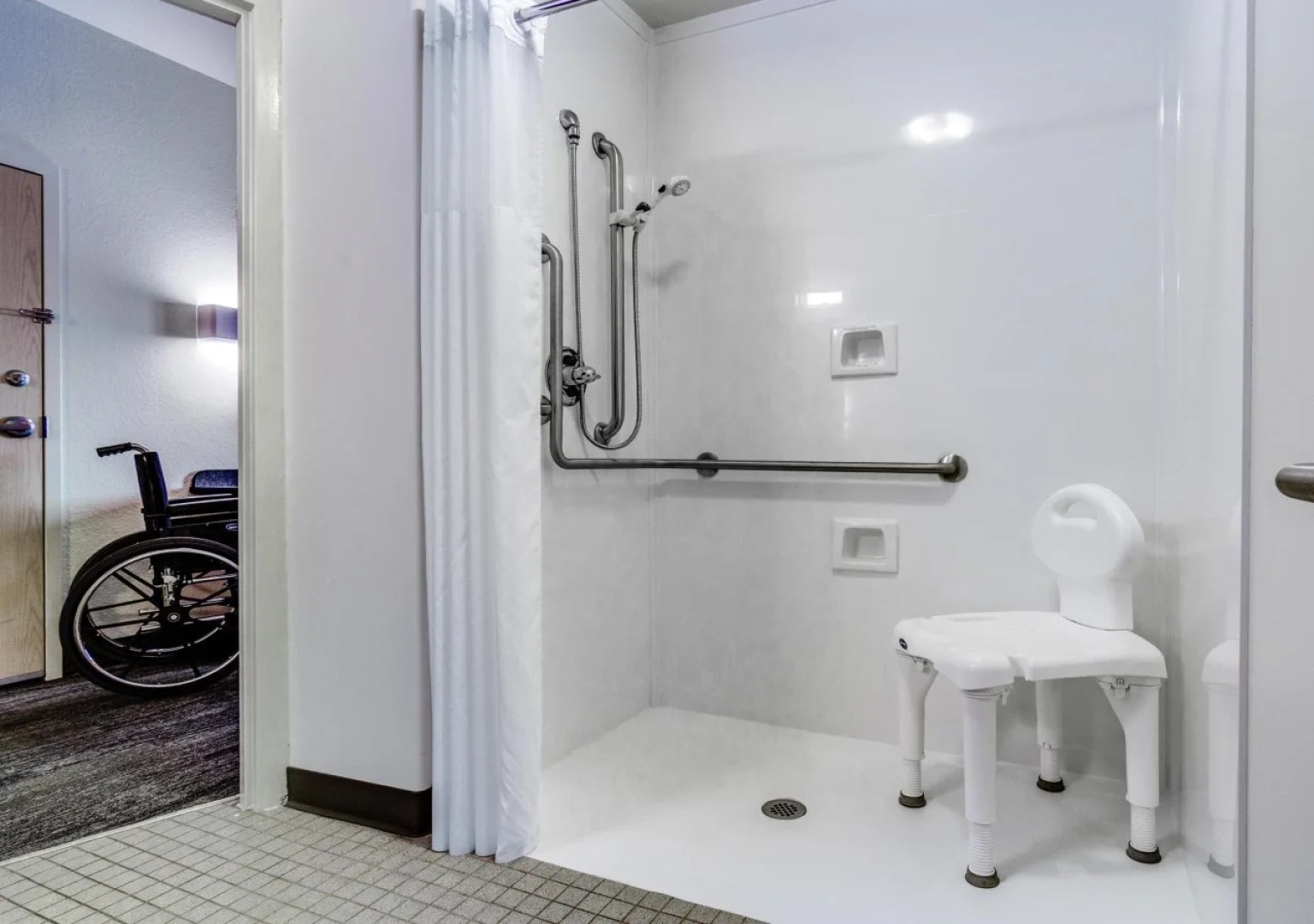 Motel 6 Saskatoon, SK