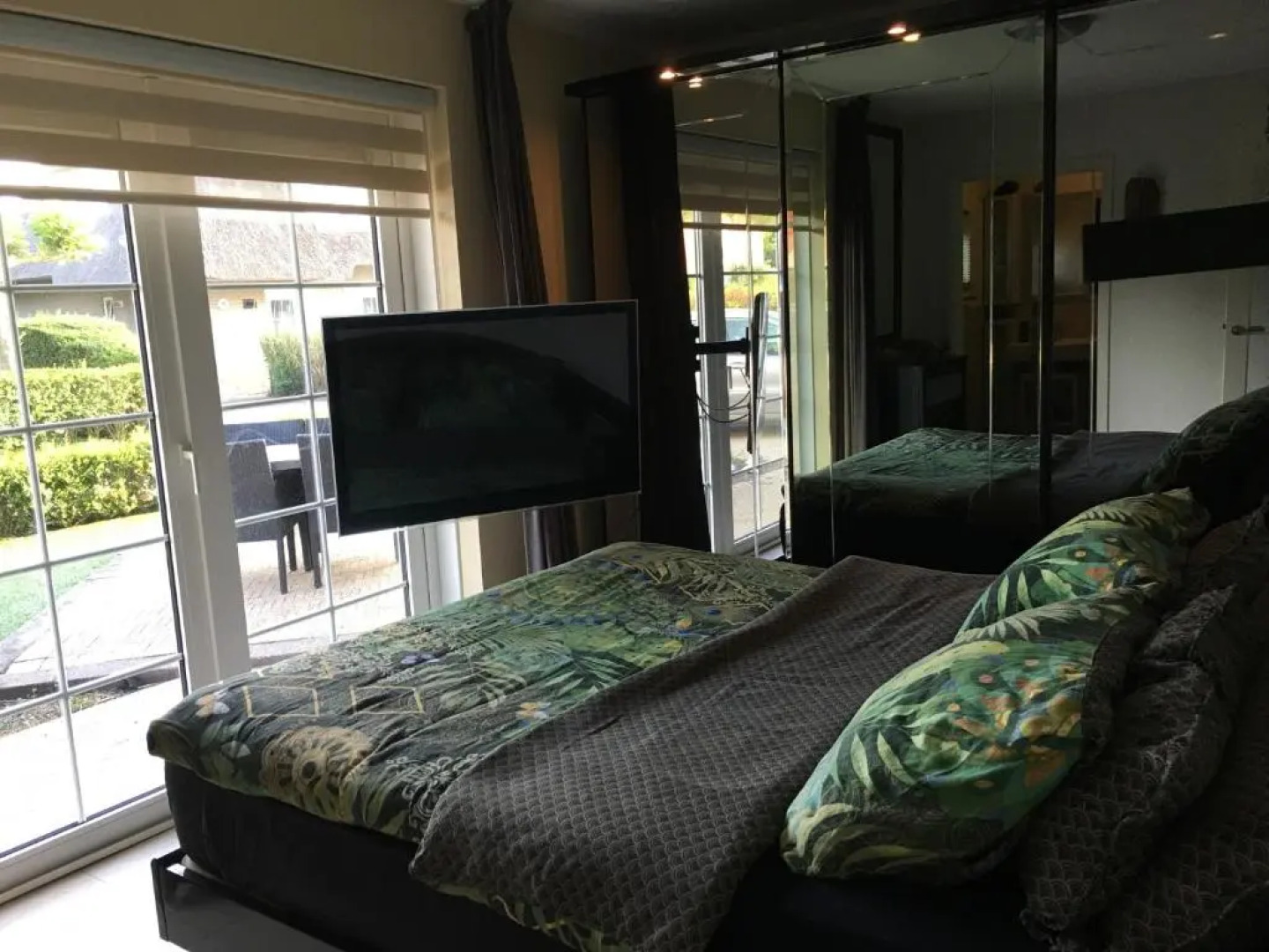 Beach bungalow Hellevoetsluis