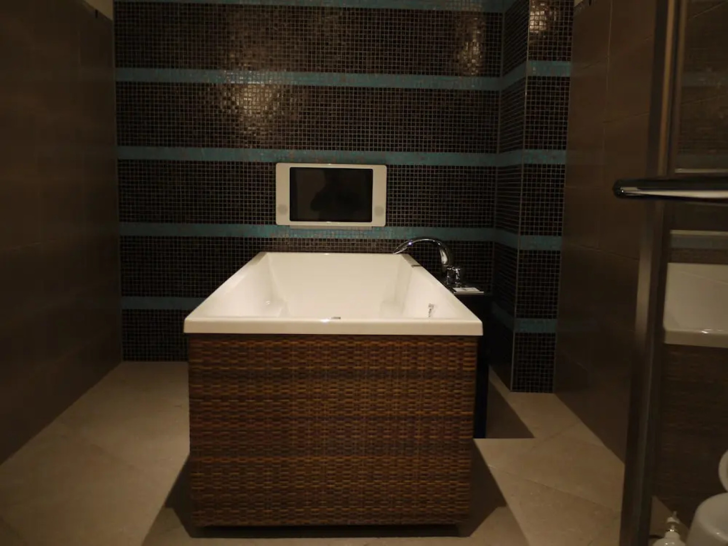 HOTEL W - Adults Only