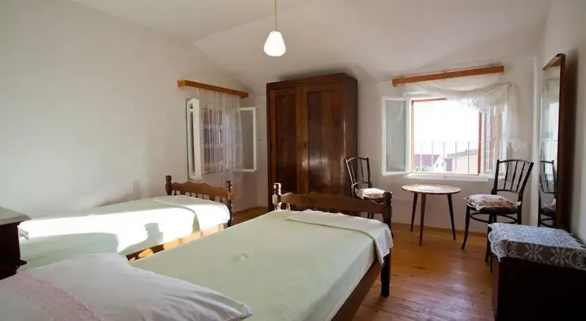 Apartments Kastelani