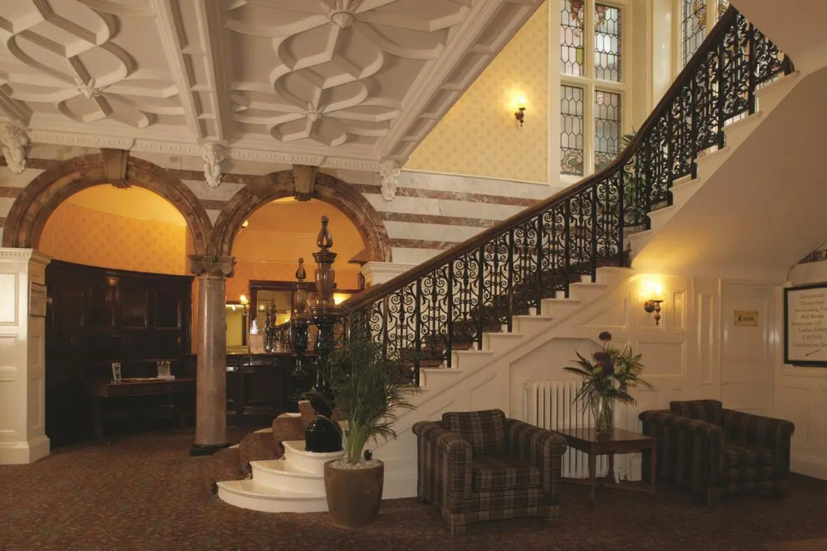 Crown and Mitre Hotel