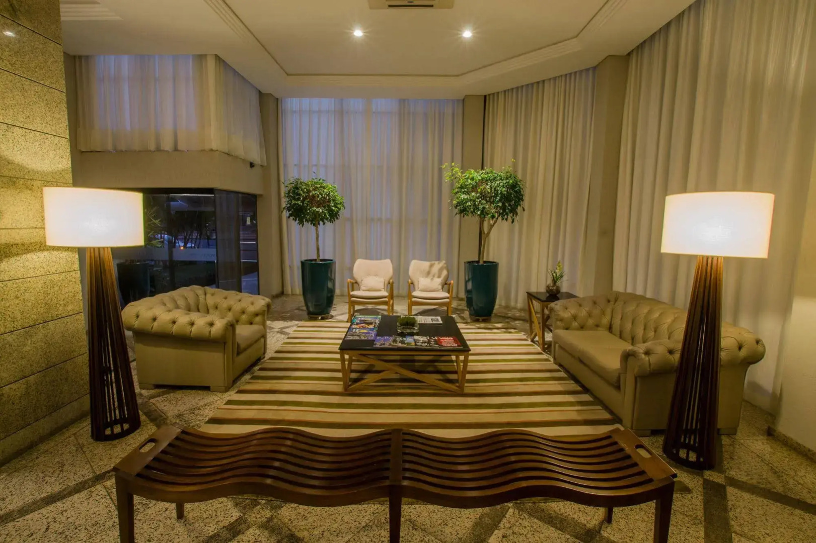 SJ Royal - San Juan Curitiba