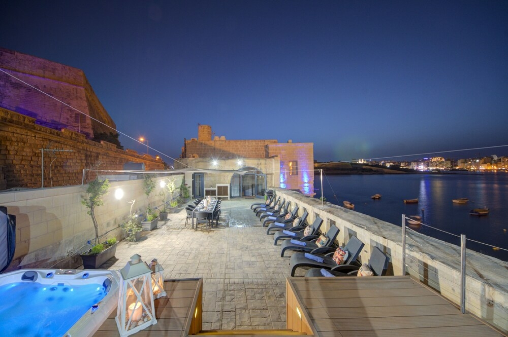 Waterfront Valletta House-tritoni hotels