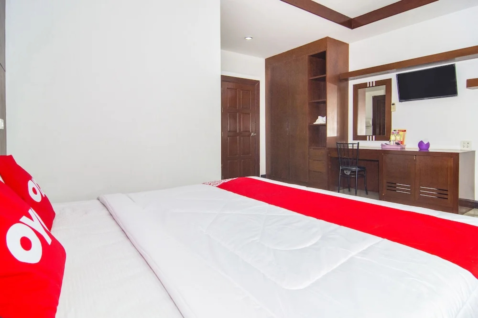 Korwanburi Hotel by OYO Rooms