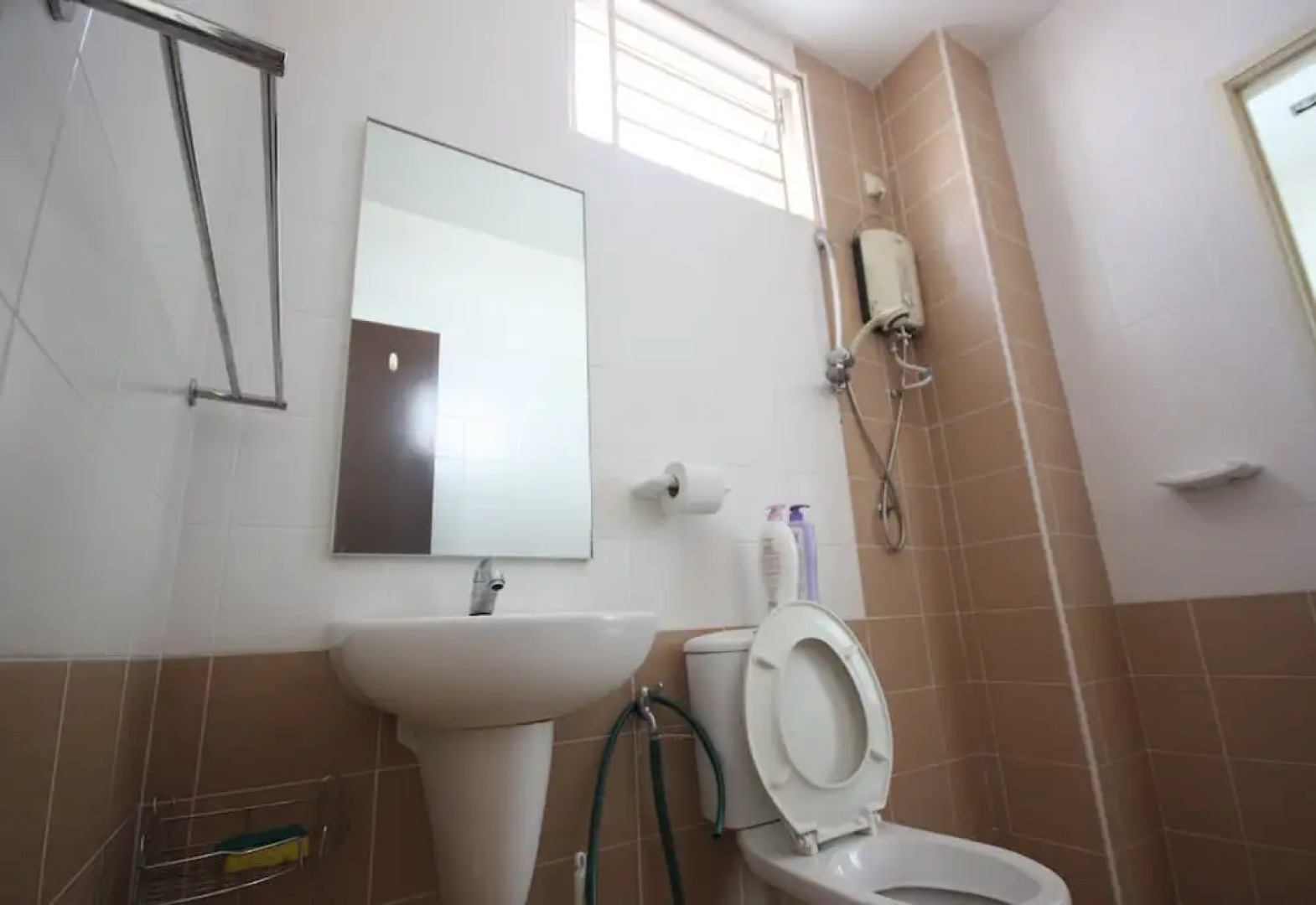 6BR Modern Series Courtyard Terrace