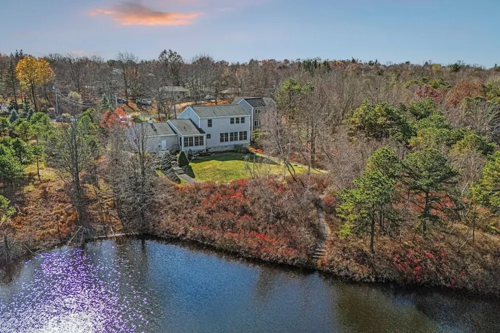 Laker's Pointe by Avantstay Lakefront Private Peninsula Hot Tub, Game Room
