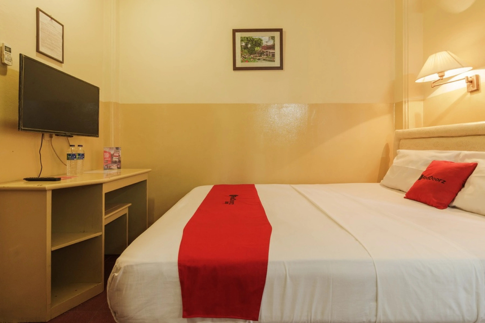 RedDoorz @ Jalan Jaksa