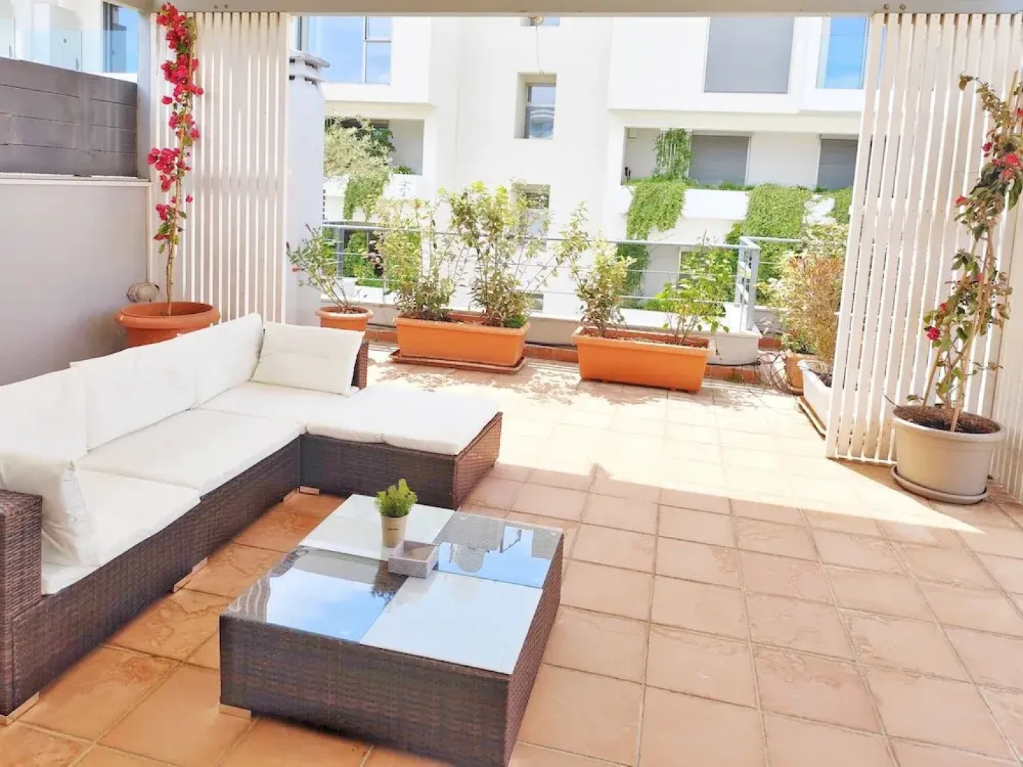 Adelos New Villa Elliniko Fresh