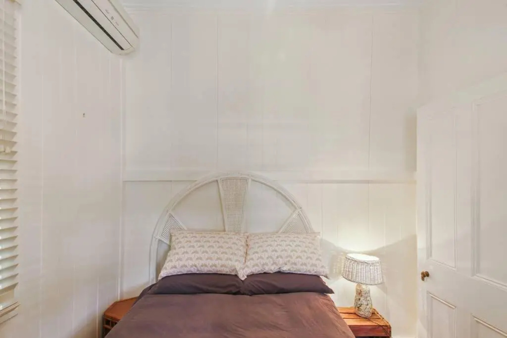 1910 Retro Styled, Pet Friendly, Traditional Queenslander Home