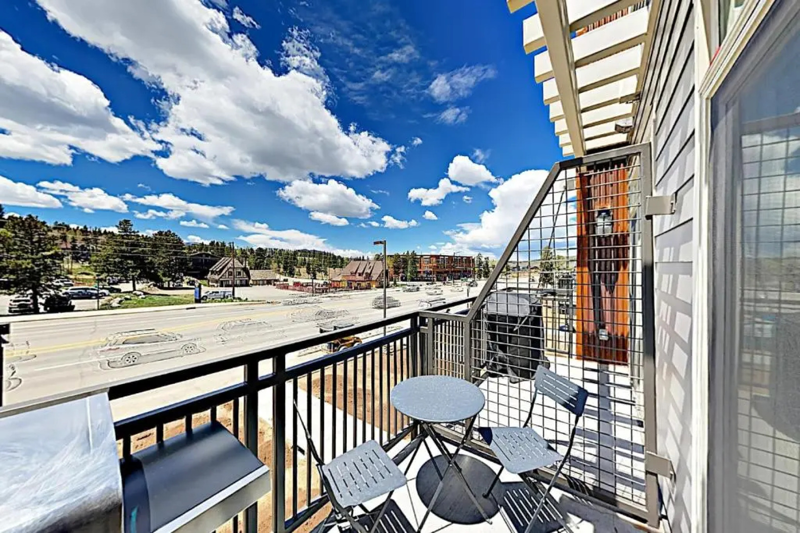 New Luxury Loft #19 Near Resort Huge Hot Tub & Views - FREE Activities & Equipment Rentals Daily