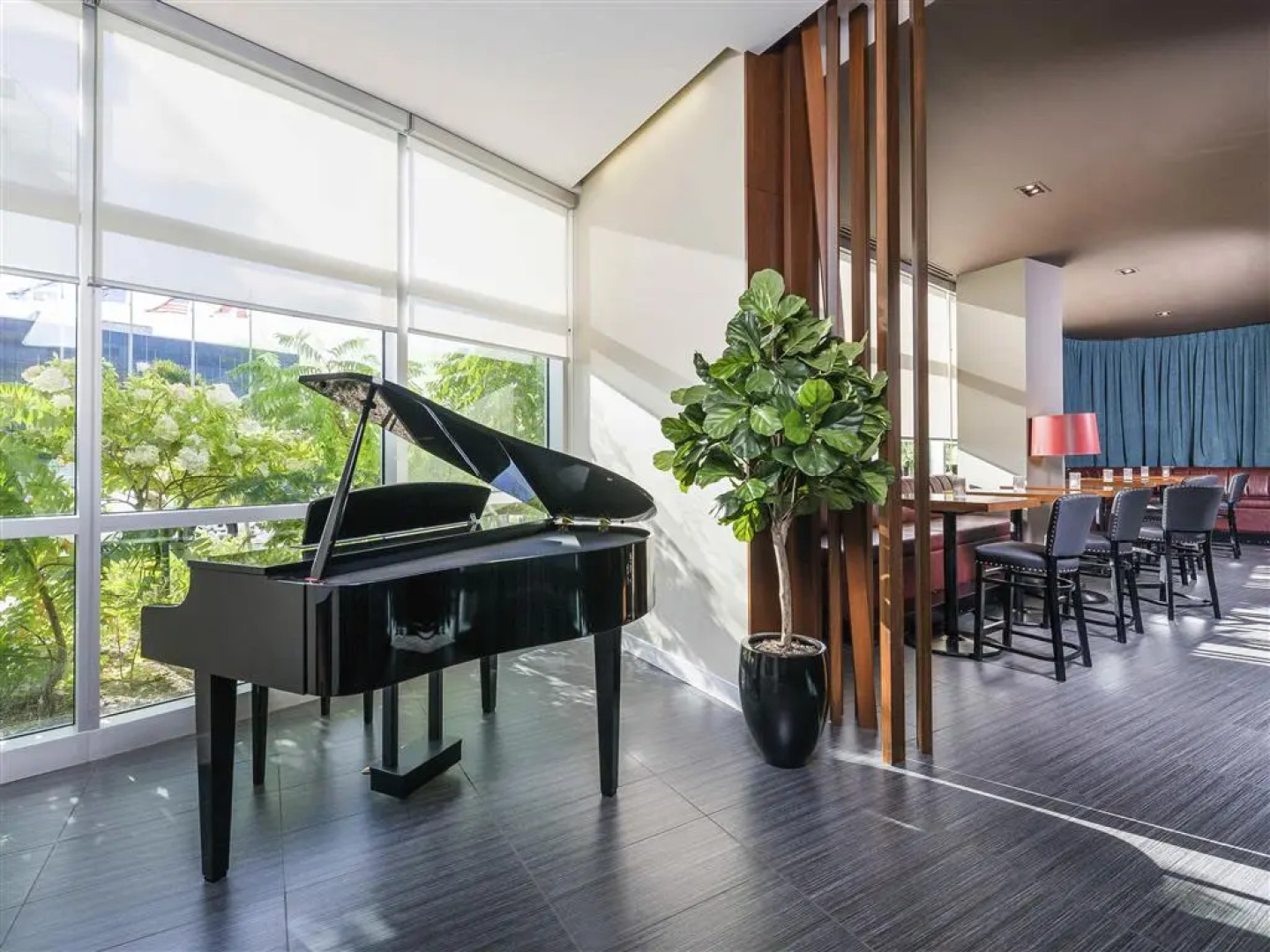 Novotel Montreal Aeroport