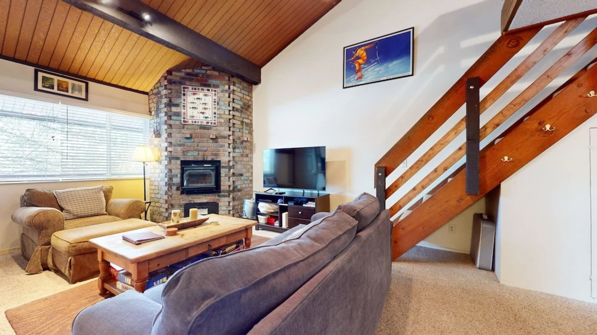 Sierra Manors 75 Cozy and Comfy Condo, On the Shuttle Route by Redawning