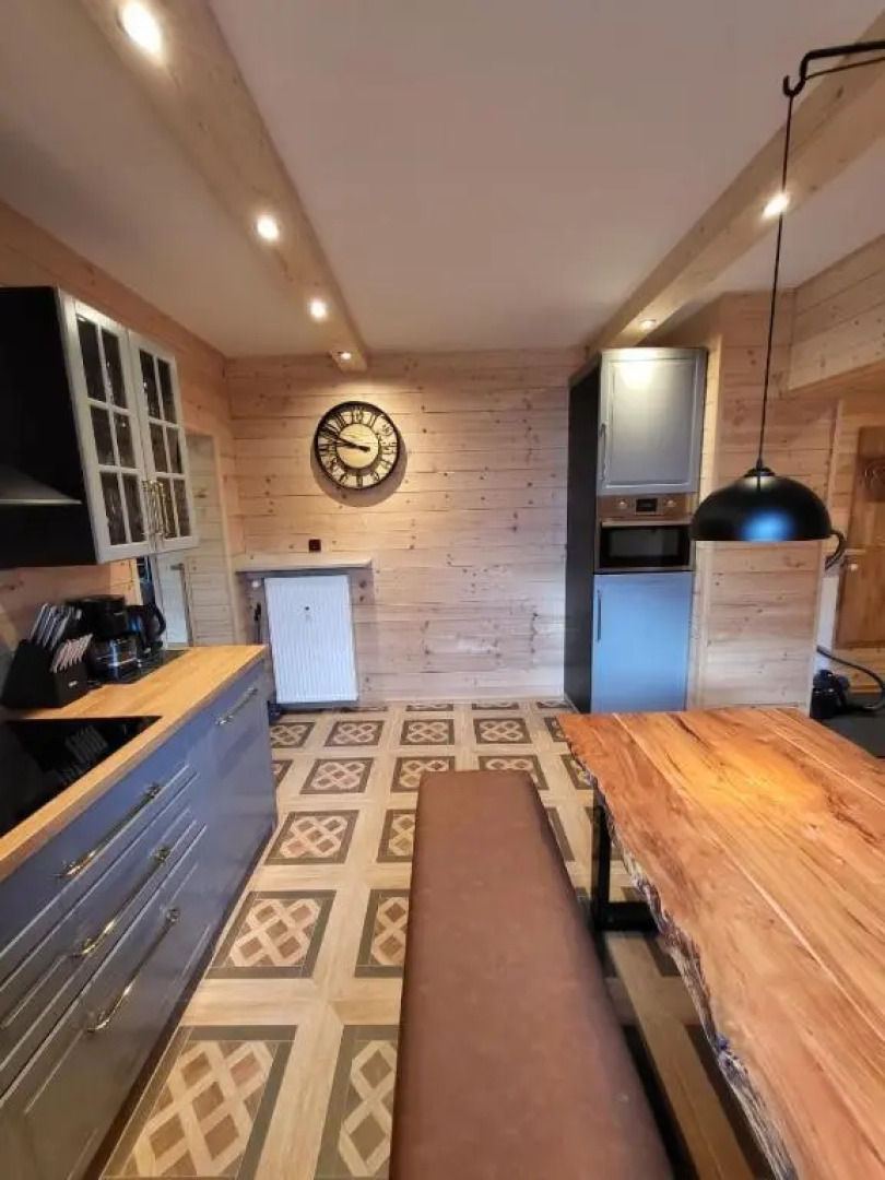 Golden GaPa Central Chalet Apartment 32