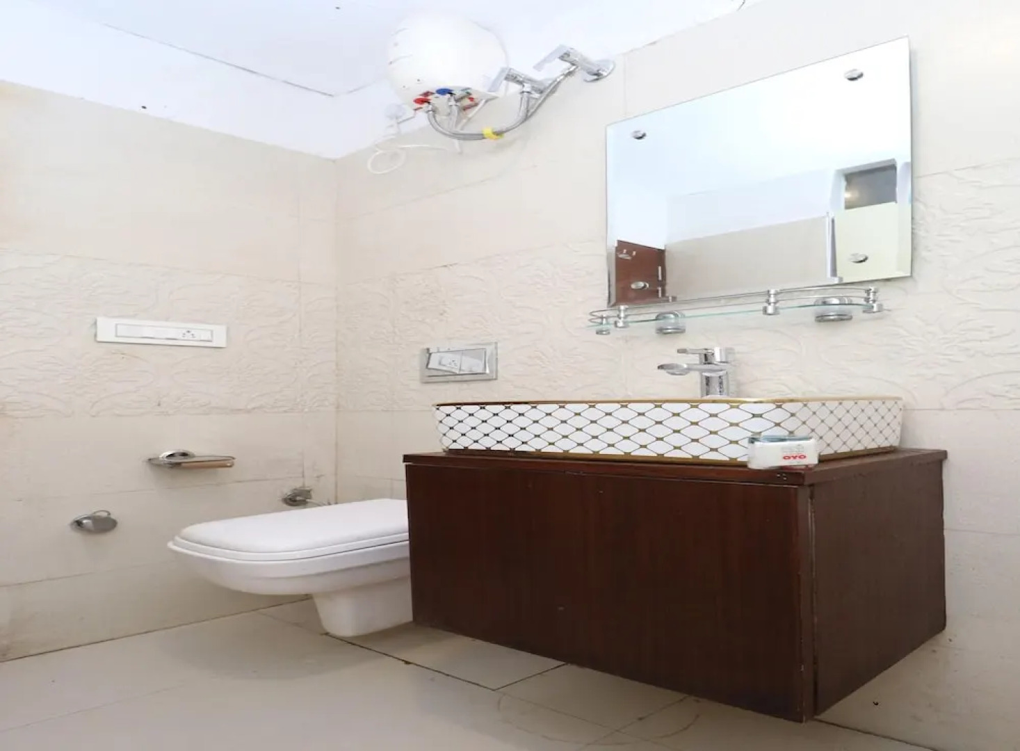 Hotel Ml Pride by OYO Rooms