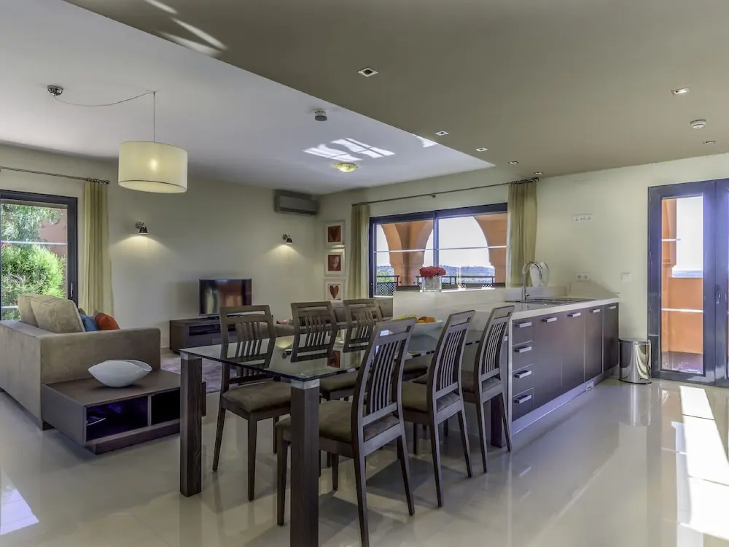 Spacious Villa in Alcantarilha With Private Swimming Pool