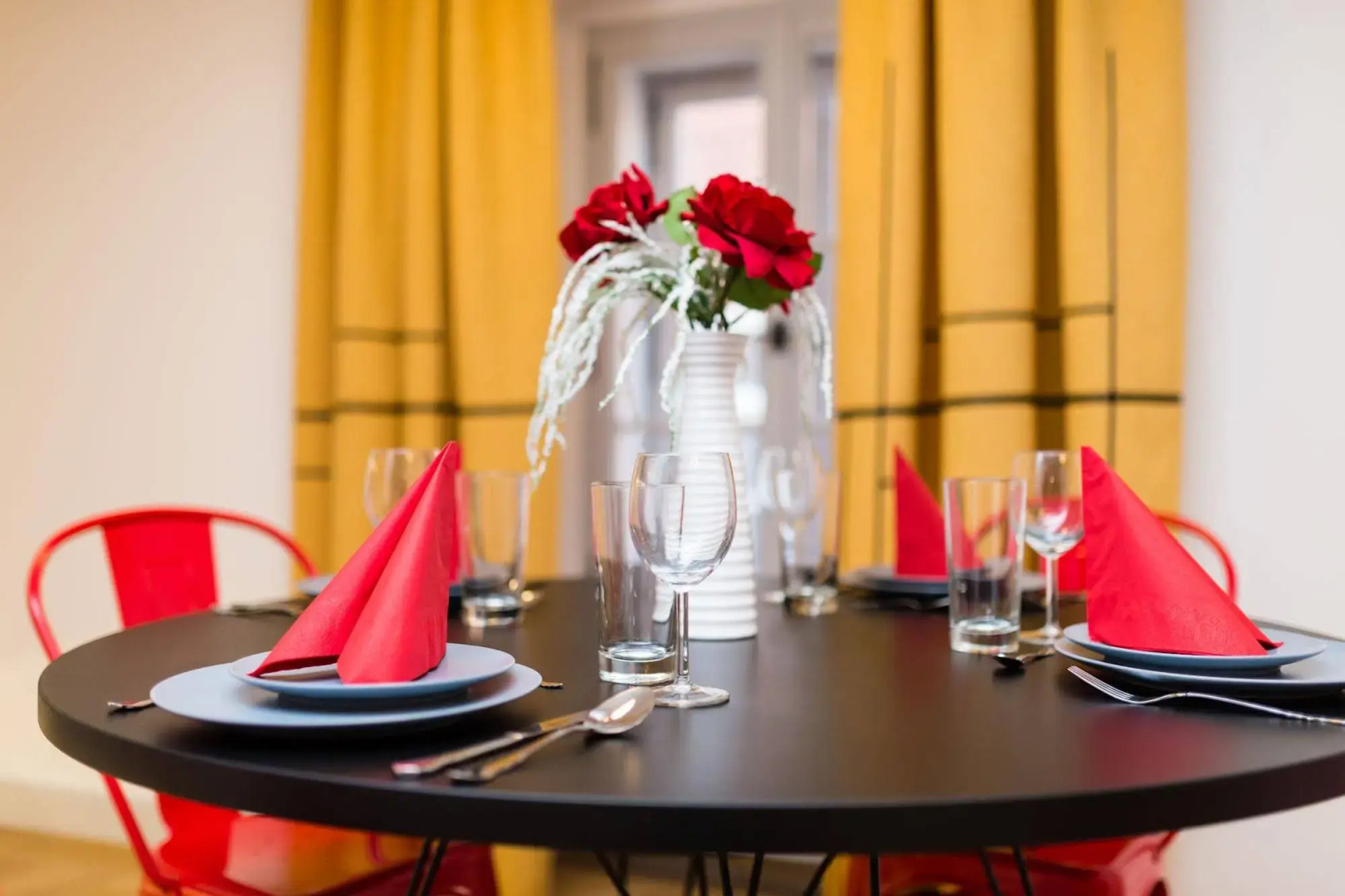 Old Royal Post Boutique Hotel & Premium Suites