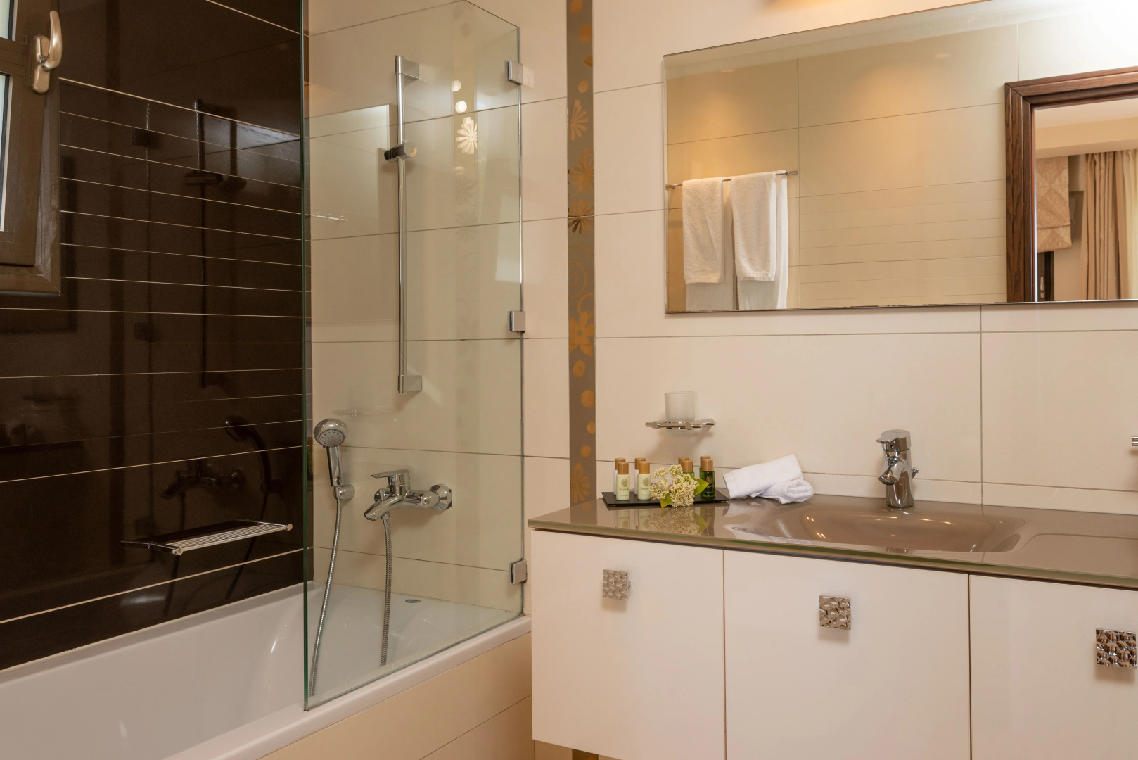 Sivota Diamond Spa Resort