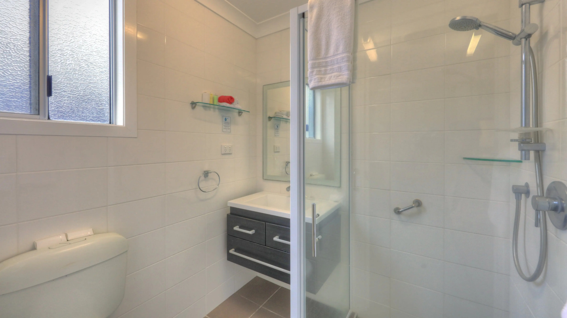 Paradise Hotel And Resort