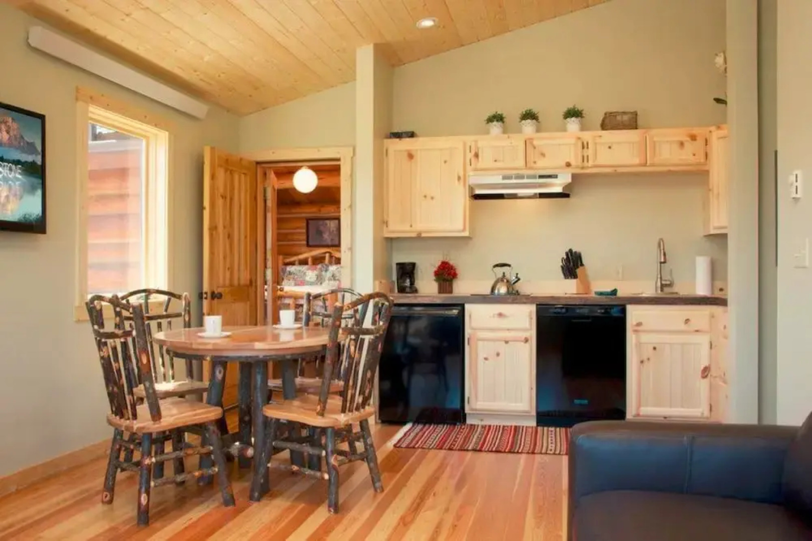 Macker's Cabin by JHRL