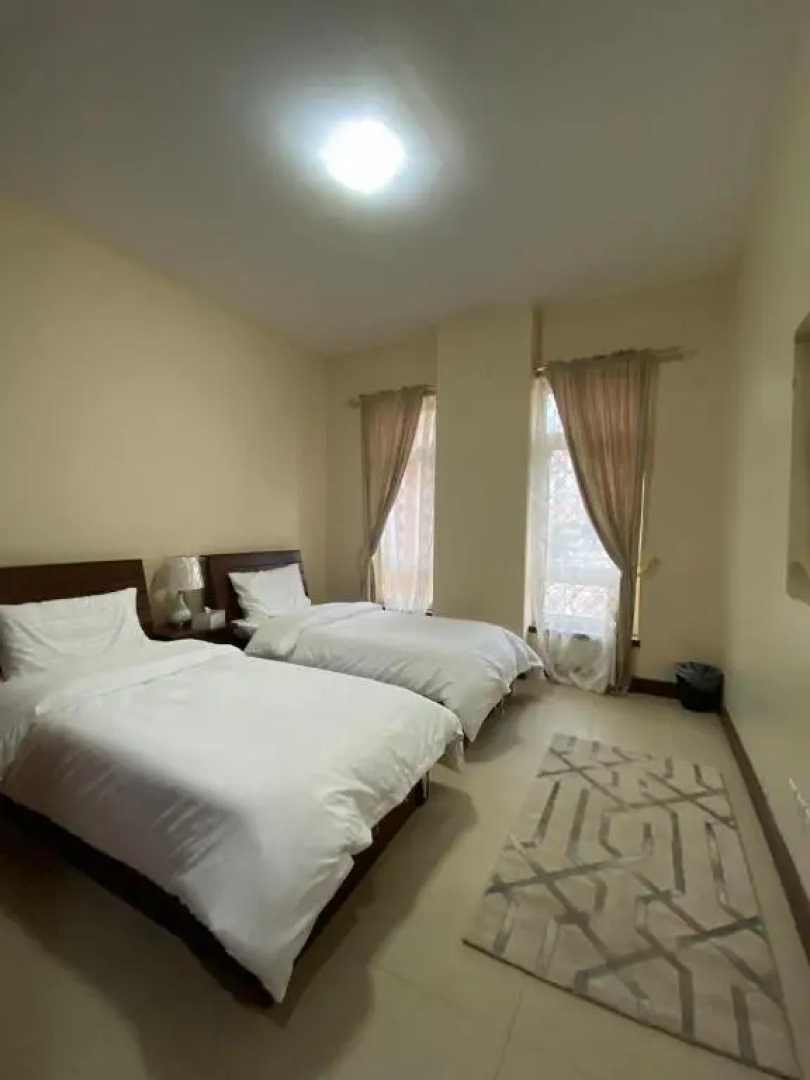 4 bedroom apt in king Abdullah economy city ابراج الشاطي