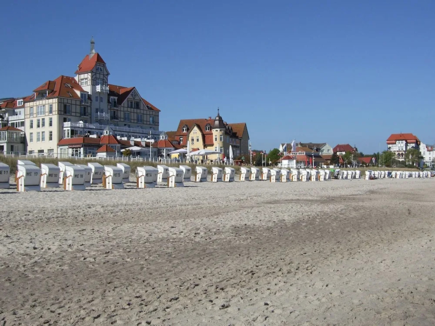 Winsome Apartment in Nienhagen near Sea