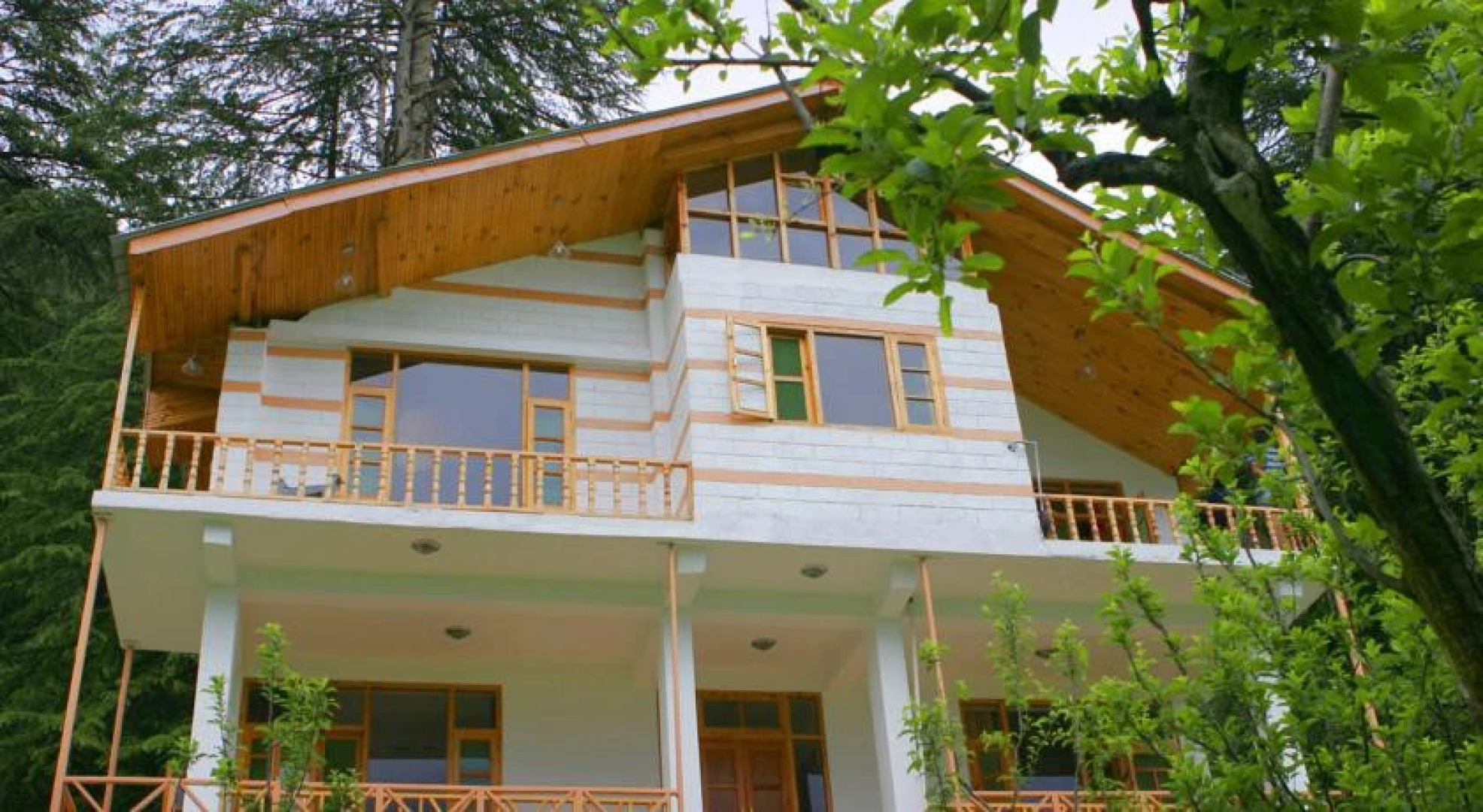 Rudra Holidays Hotel