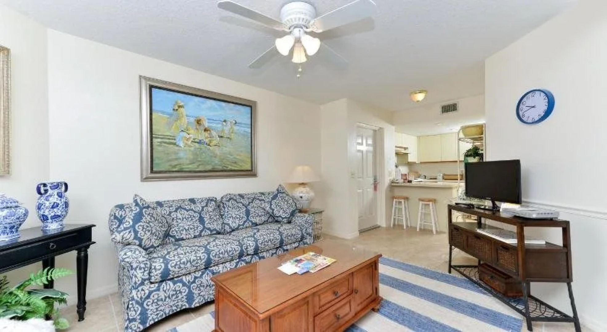 Royal Mansions Resort