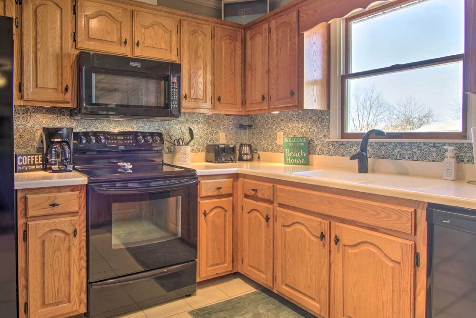 3 Mi to Beach & Boardwalk: Family Frankford Home