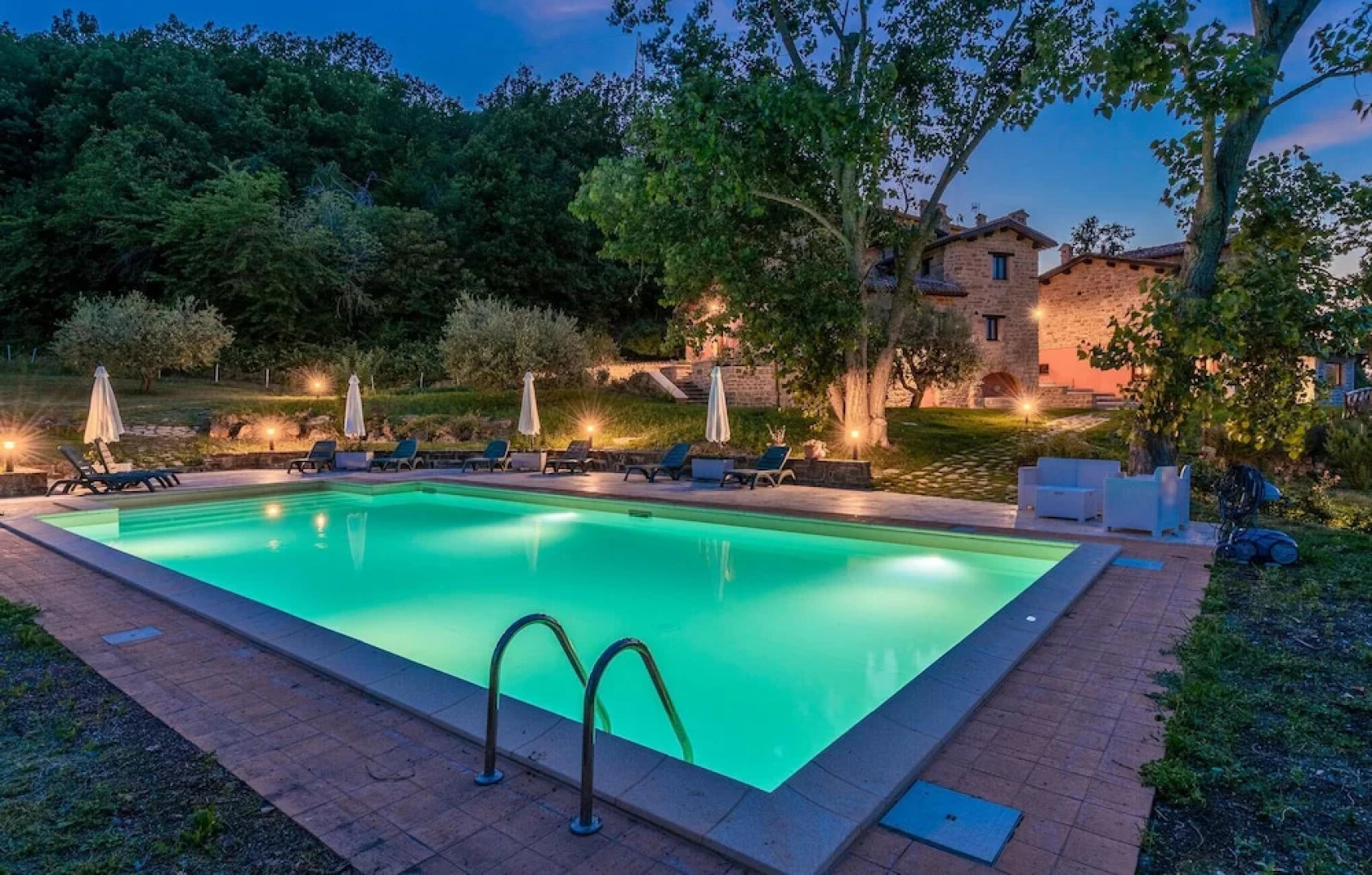 Amazing Home in Camerino With Outdoor Swimming Pool, Wifi and 2 Bedrooms