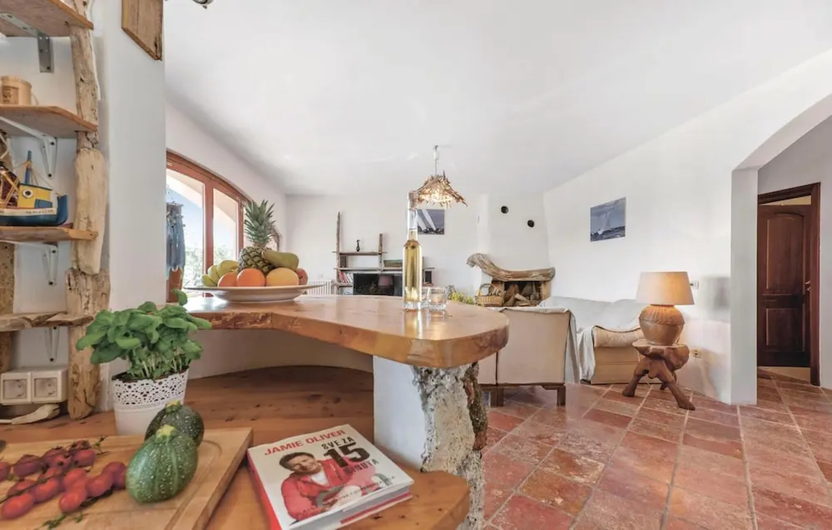 Awesome Home in Zaboric With 5 Bedrooms and Internet