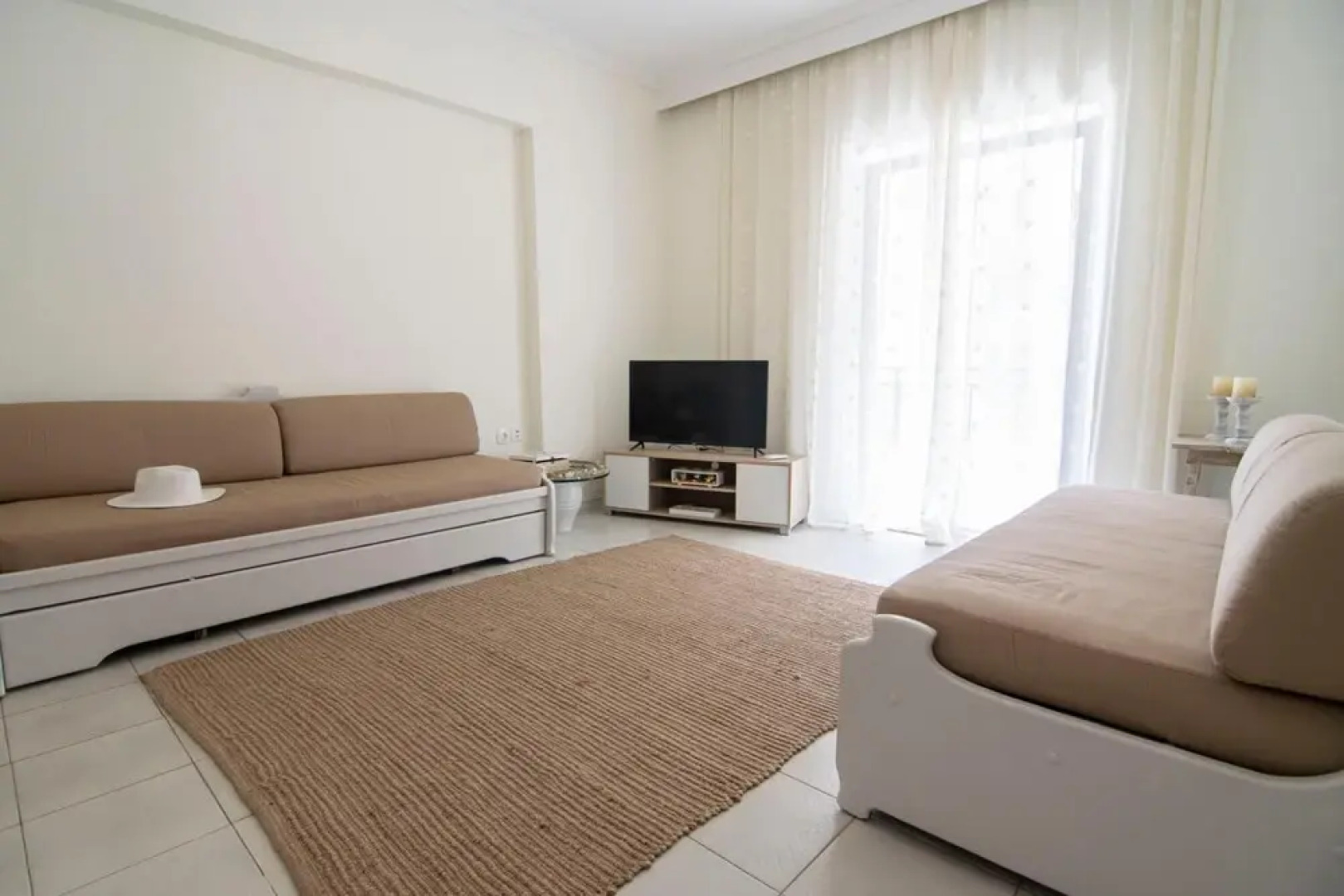 Filrose Sea View Apartment by Travelpro Servi