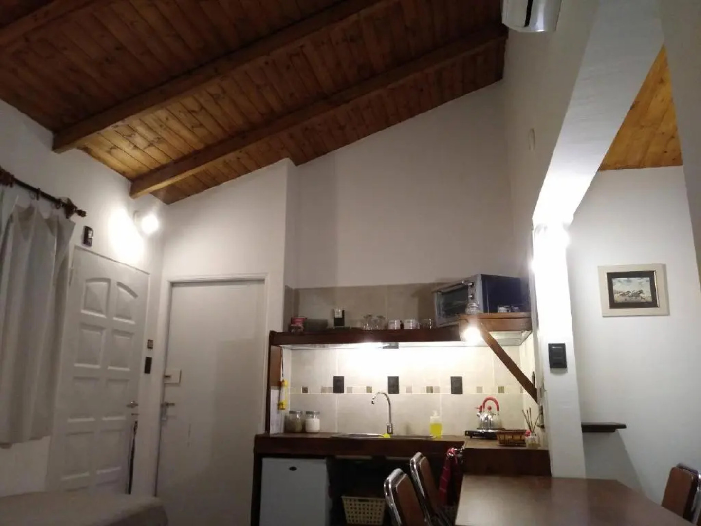 El Pueblo Aparts - Rada Tilly