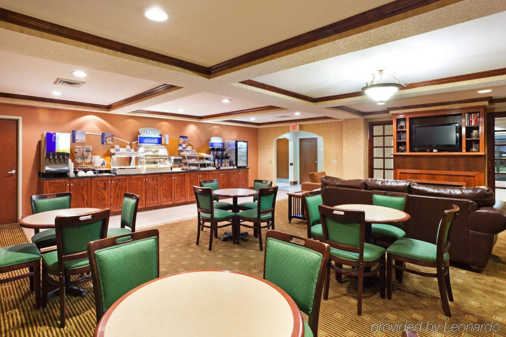 Holiday Inn Express Hotel & Suites Reidsville