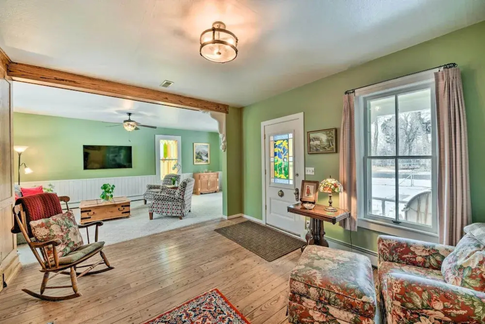 Charming Buena Vista Creekside Home: Walk to Main!