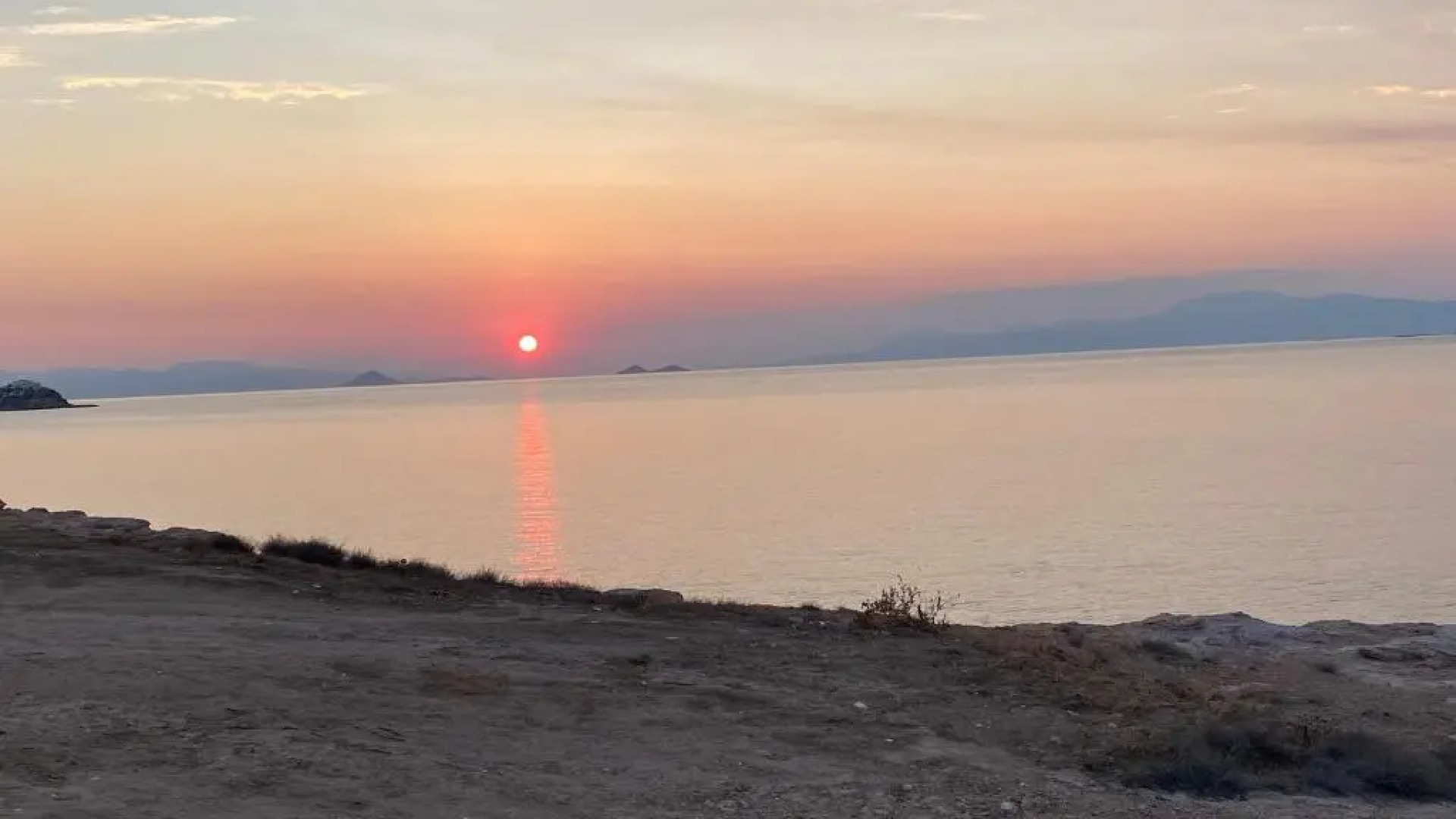 NV pool villa Aegina 1