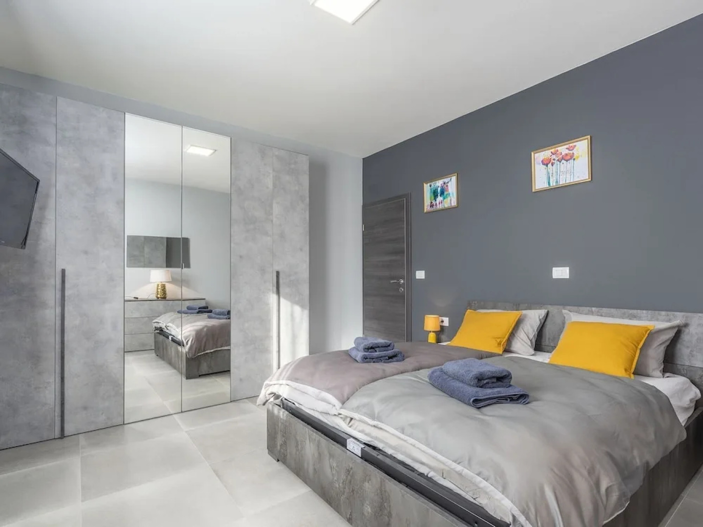 Luxury Villa For Up To 8 Persons With Private Pool