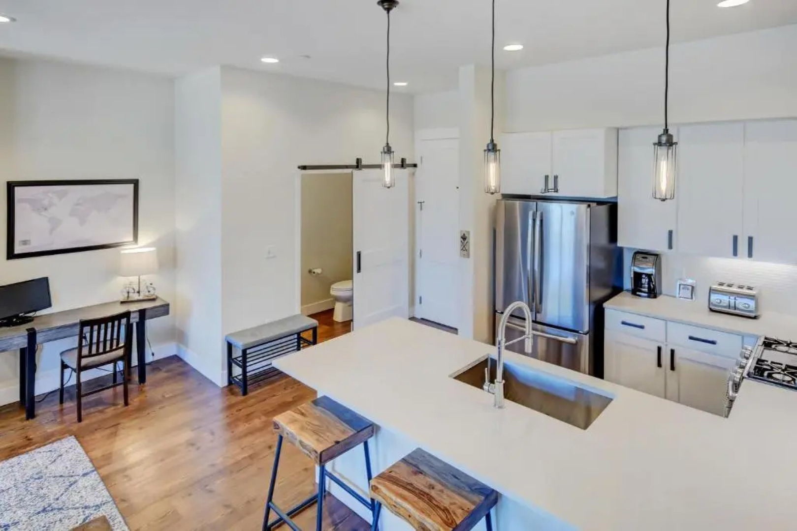 New Luxury Loft #19 Near Resort Huge Hot Tub & Views - FREE Activities & Equipment Rentals Daily